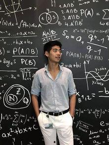 何超盈 老公,揭秘豪门背后的神秘人物