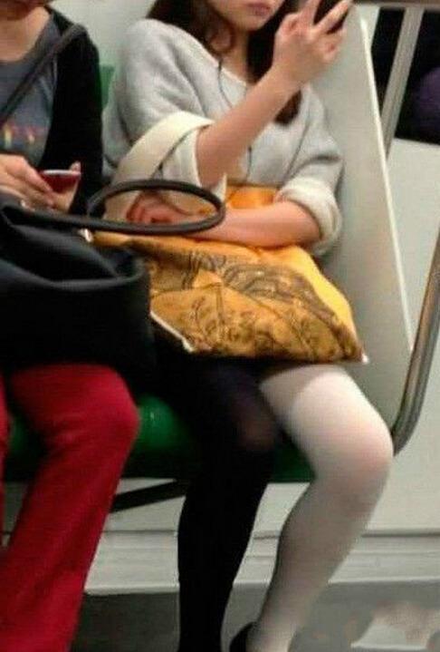 40妈妈丝袜视频,探寻成熟魅力与时尚态度的完美融合